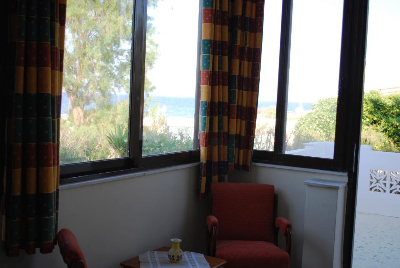 Summerhouse Peggy: Close To Athens Airport By The Sea Artemida  Exterior photo